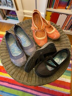 3 Pairs — Skechers bundle Women’s 8.5